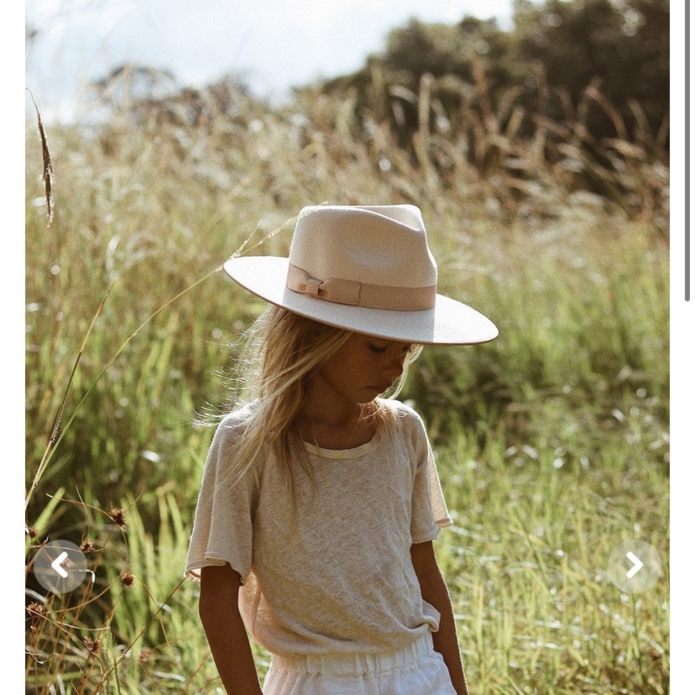 Lack of color kids ivory rancher hat never worn